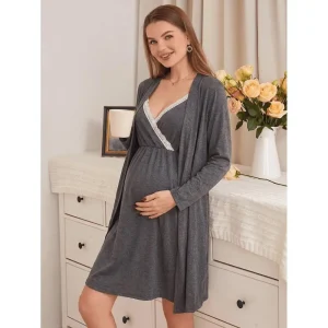 2-piece long-sleeved nursing pajamas set